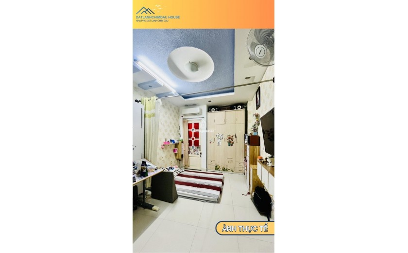 NHÀ KHU VIP BÀNH VĂN TRÂN, 4 LẦU ĐÚC 3PN+SÂN THƯỢNG, KHU HIẾM NHÀ BÁN